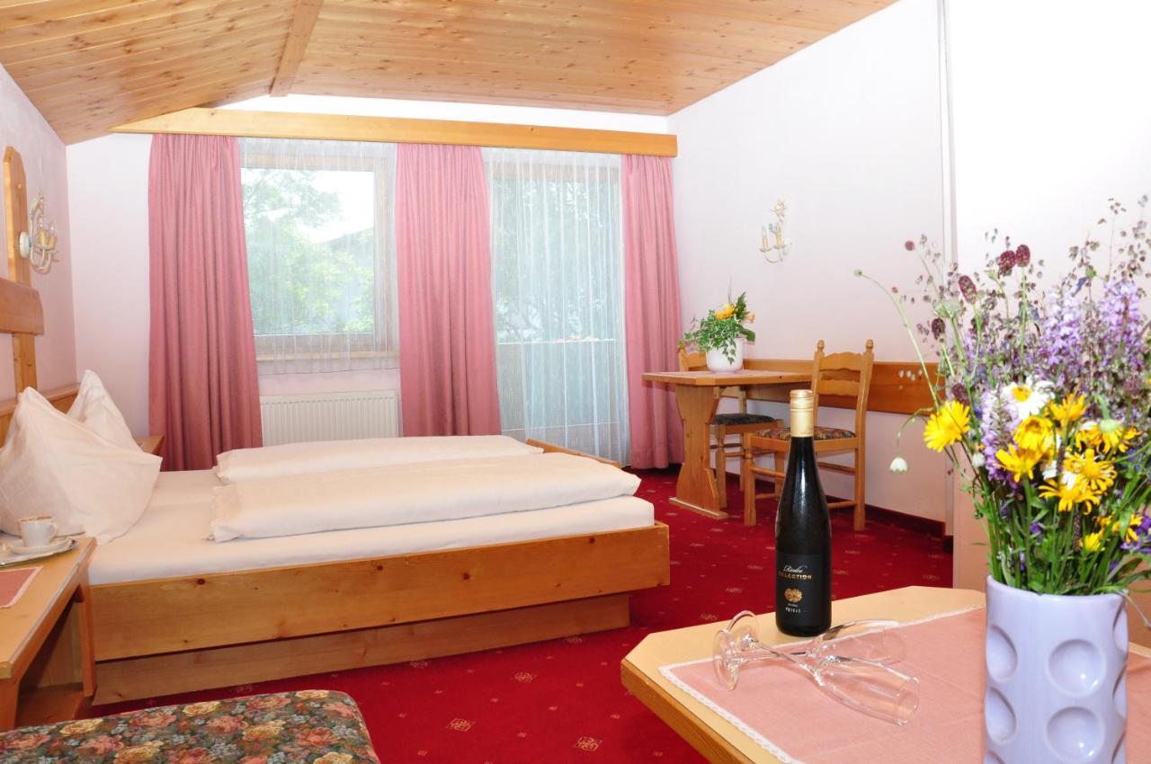 Hotel Zum Hirschen Leutasch Luaran gambar