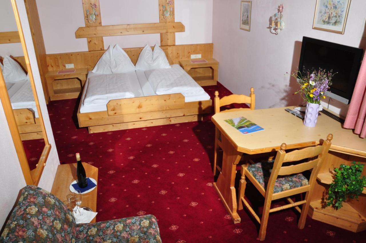 Hotel Zum Hirschen Leutasch Luaran gambar